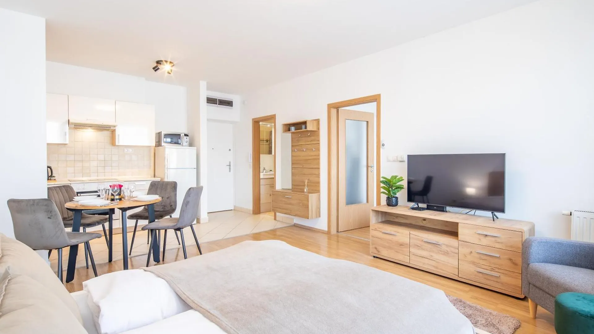 Lotus Apartments Origo With Garage Budapest
