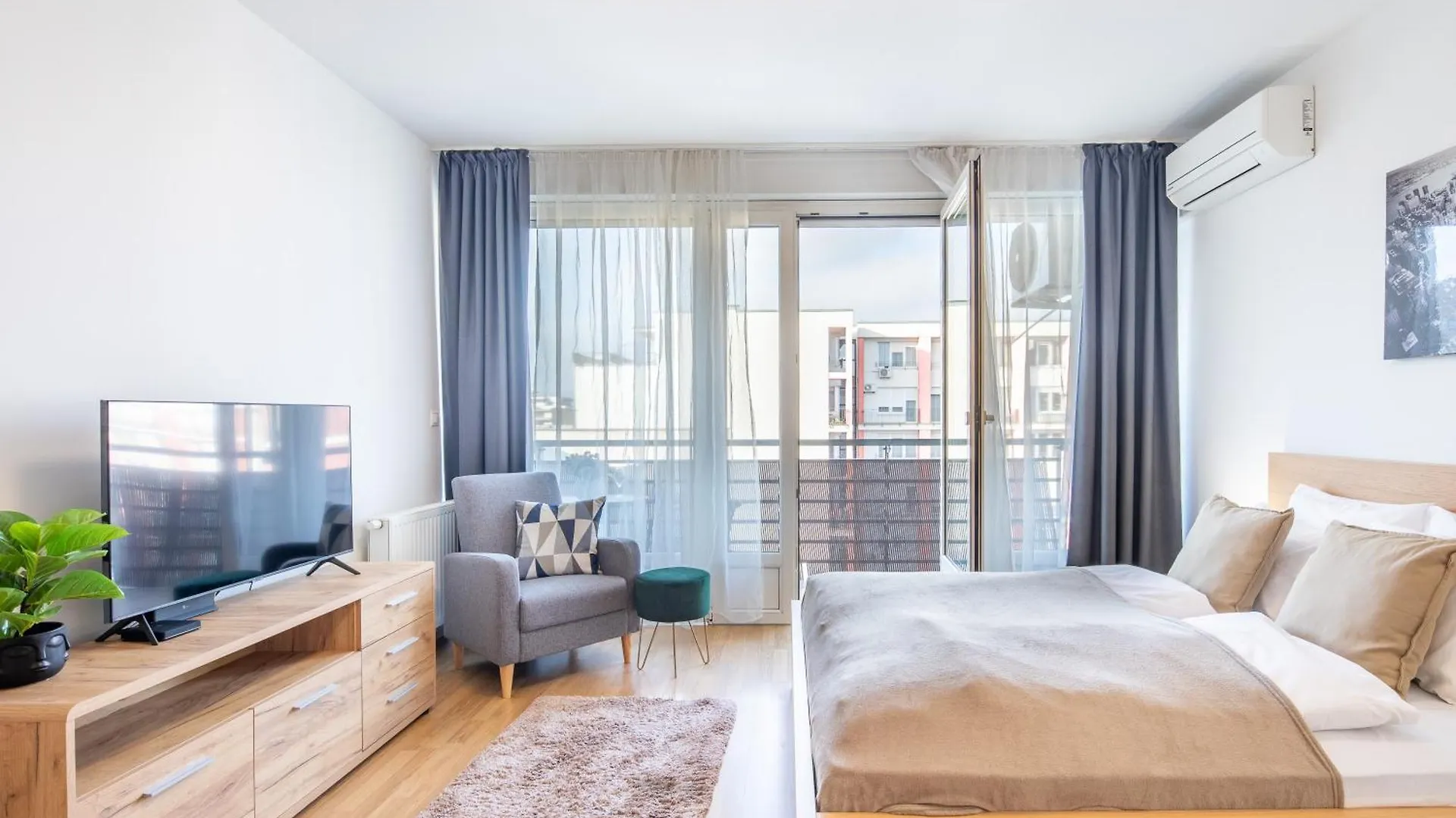 Lotus Apartments Origo With Garage Budapest 0*,
