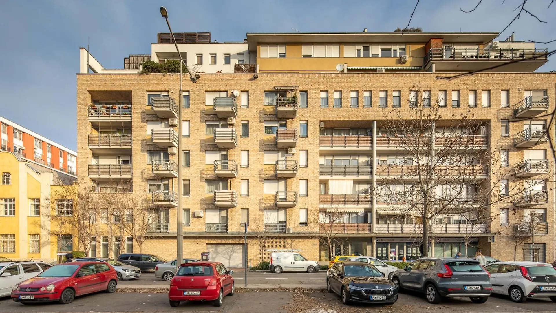Lotus Apartments Origo With Garage Budapest