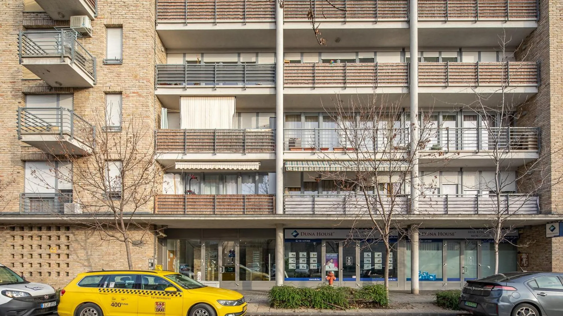 Lotus Apartments Origo With Garage Budapest
